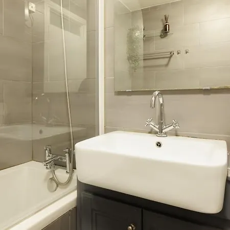 Guestready - Comfortable Retreat Daire Dublin